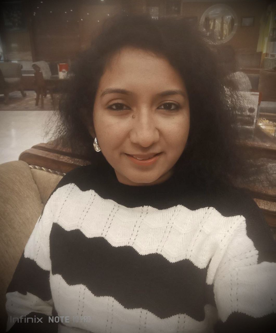 Dr.Aparnavarada